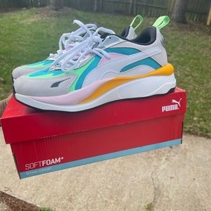 Brand New PUMA SNEAKERS